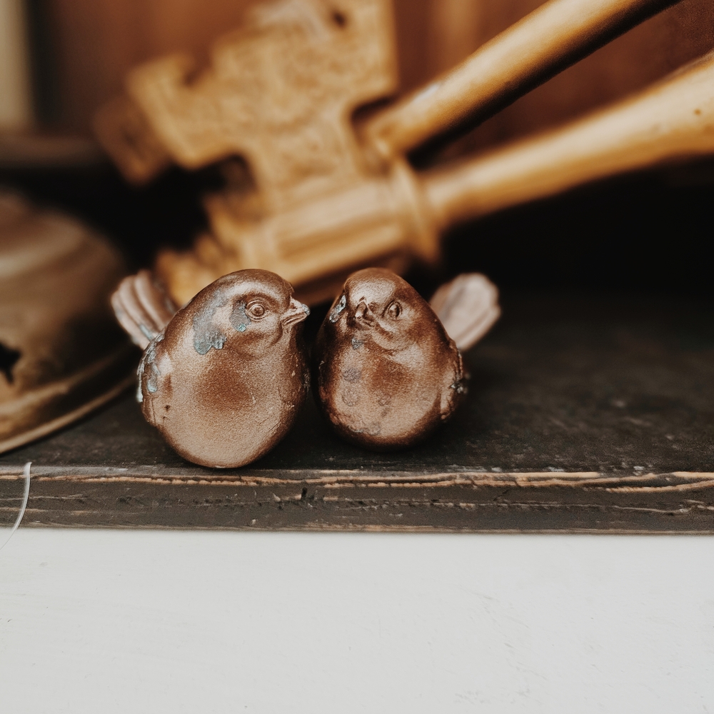 Pair of Small Bronze Coated Bird Figurines - Picture 4 of 4